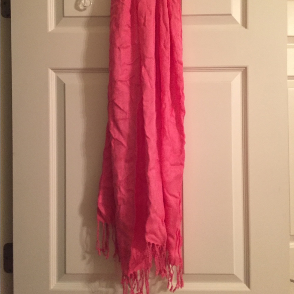Light scarf!